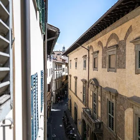 Old Town, Near Ponte Vecchio Apartment *